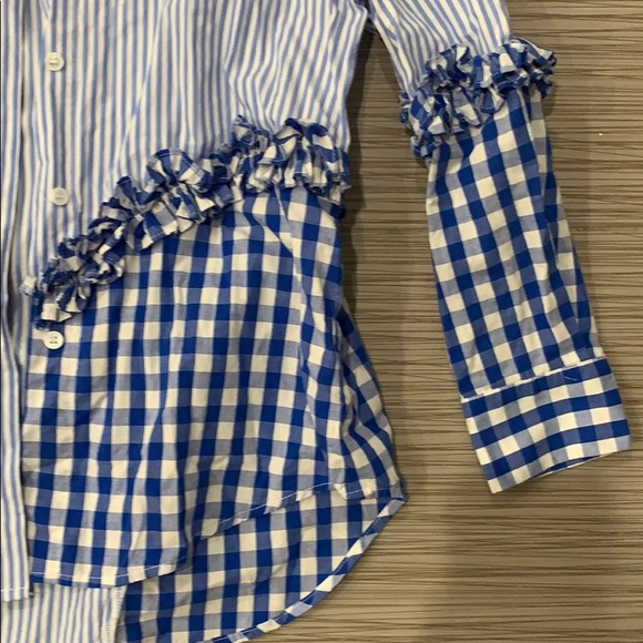 Mixed print button down top - Picture 3 of 4